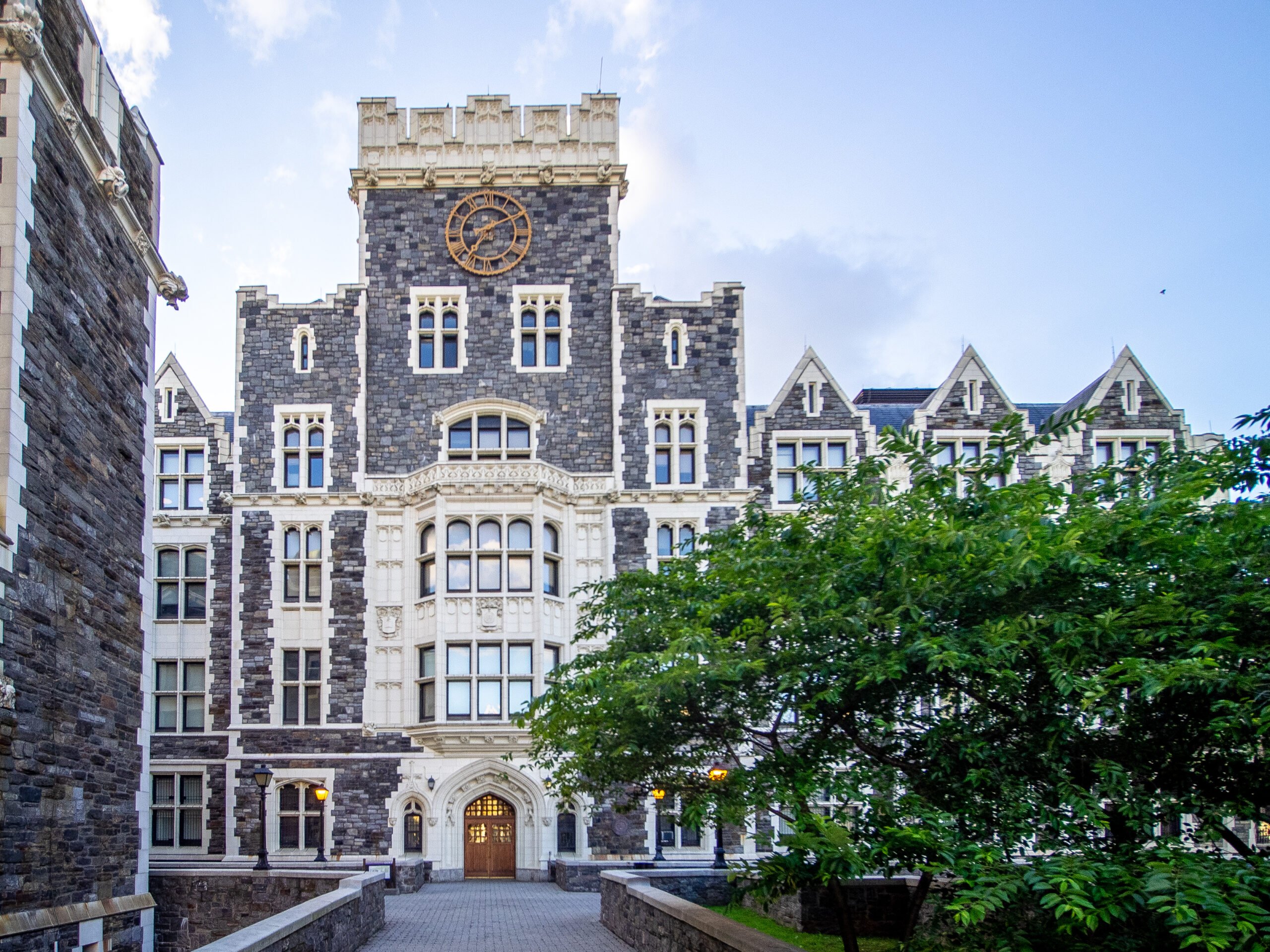 CUNY School of Medicine - Townsend Harris Hall